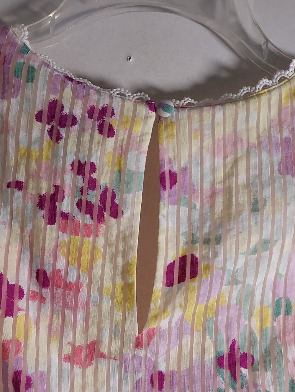 Kate Spade New York Petals Burnout Top ( MED) - Picture 5 of 12